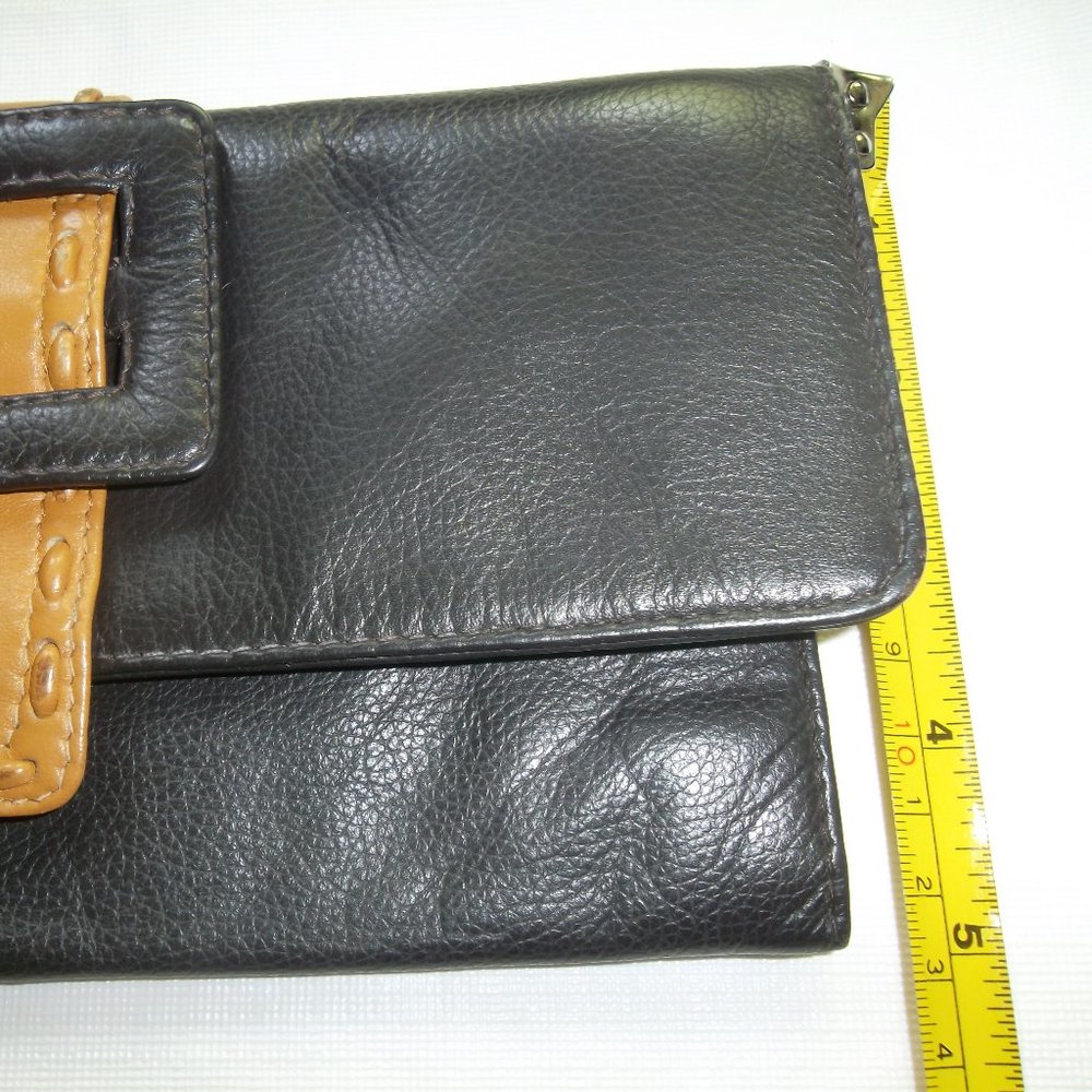 Black and Tan Women's Leather Clutch - Picture 7 of 9